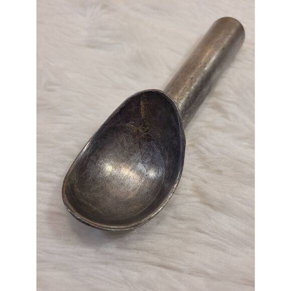 Vintage Aluminum Ice Cream Scoop - Picture 3 of 4